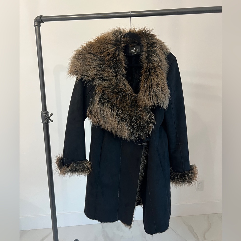 Regent, faux-fur lined coat